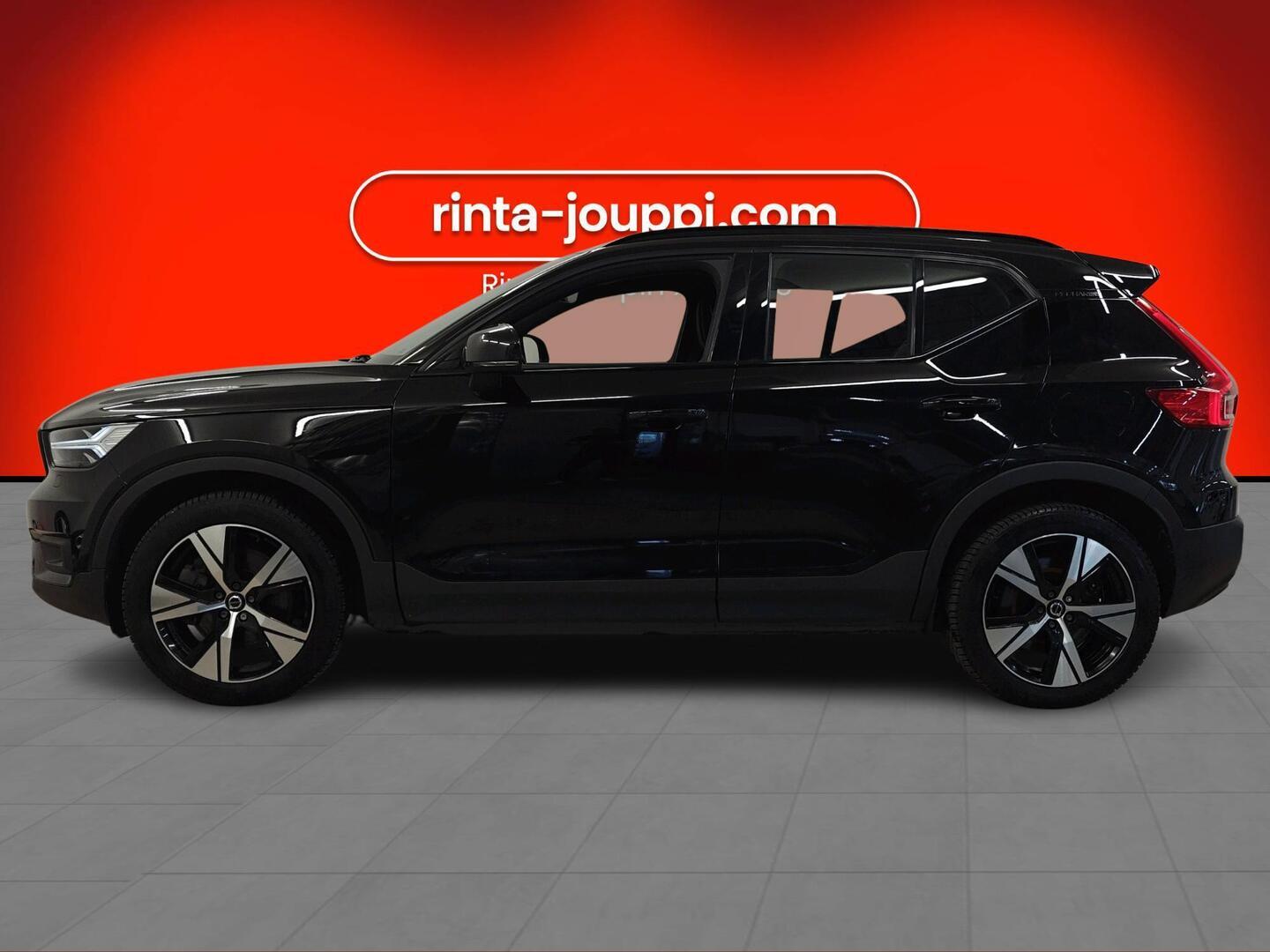 VOLVO XC40 2021