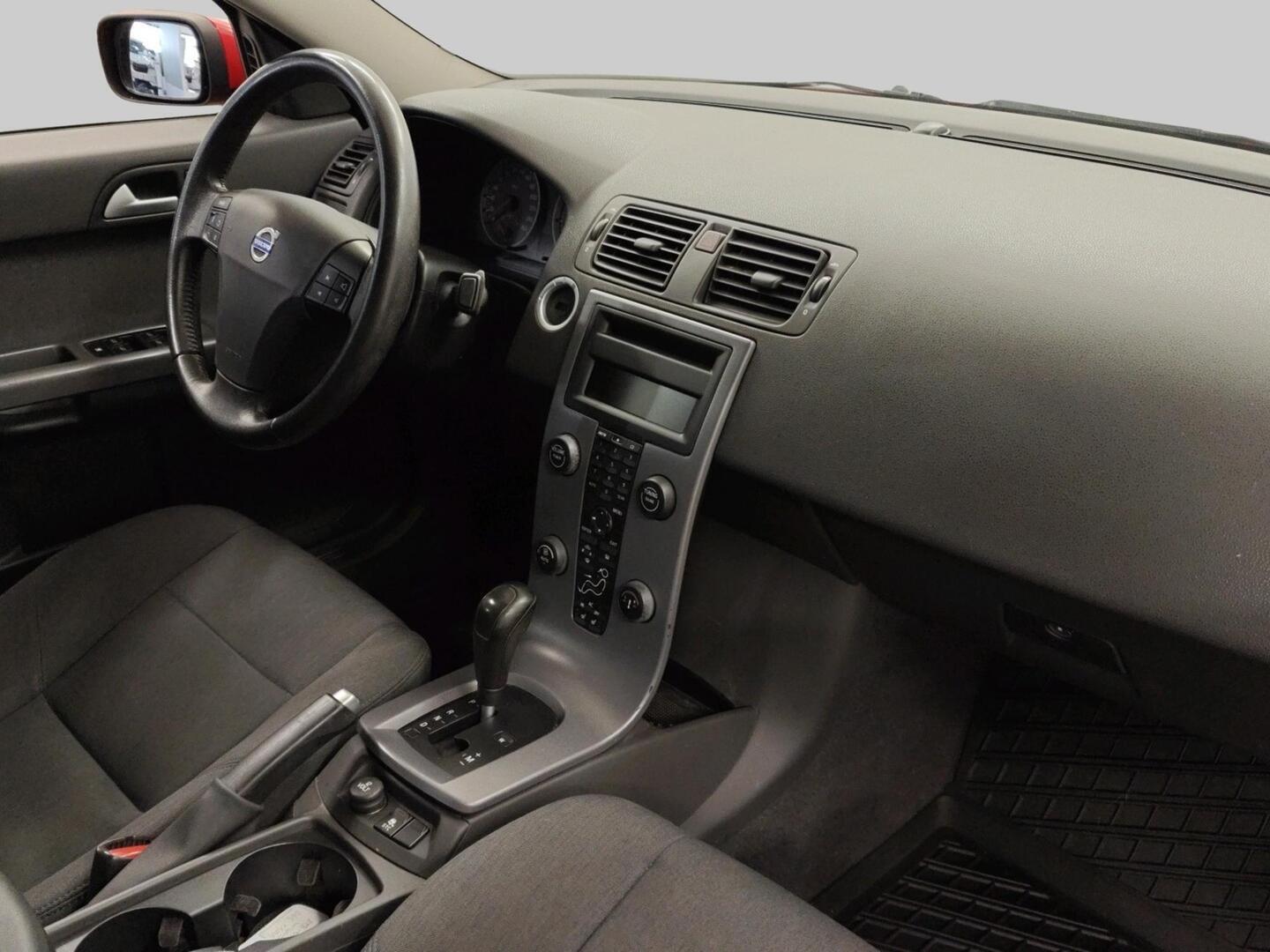 VOLVO S40 2004