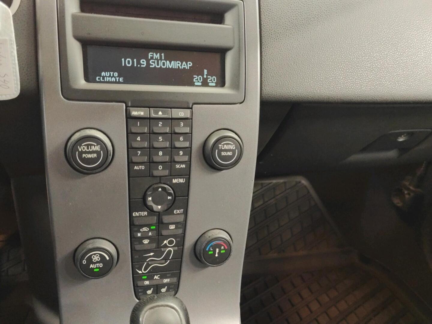 VOLVO S40 2004