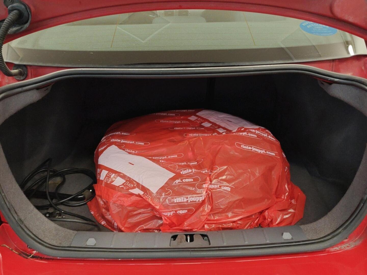 VOLVO S40 2004