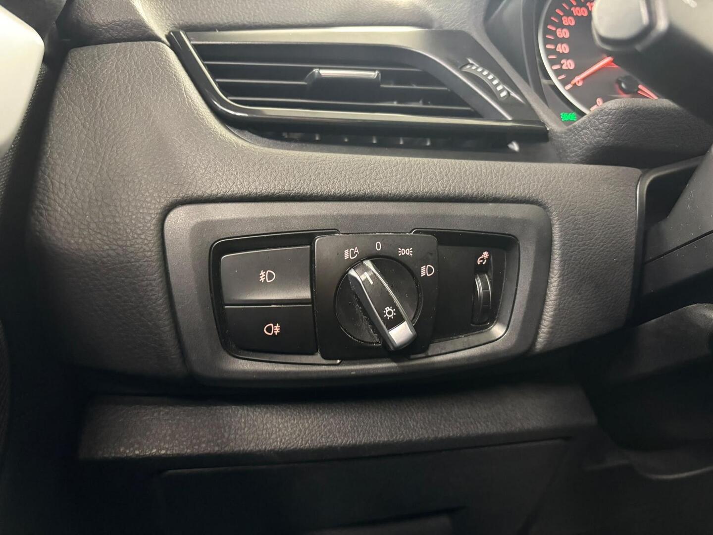 BMW 218 2017