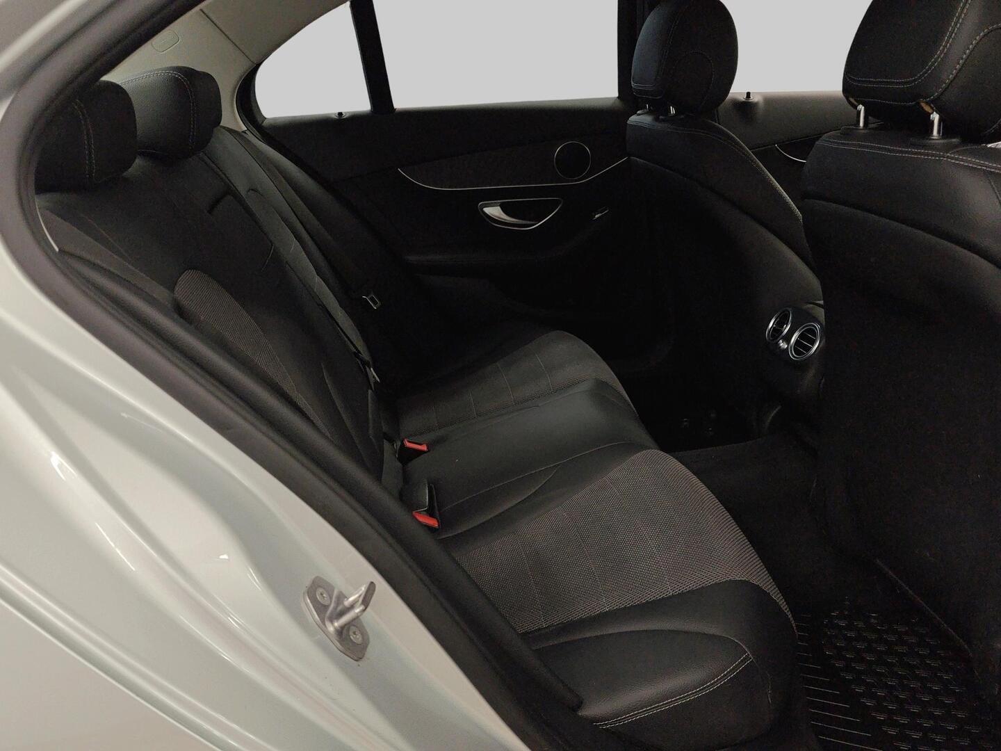 MERCEDES-BENZ C 2017