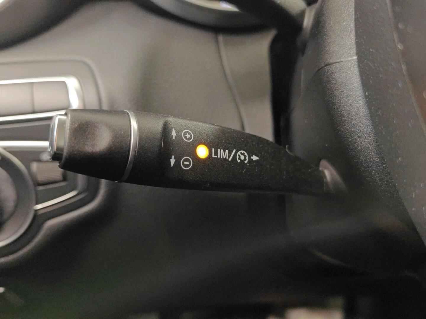 MERCEDES-BENZ C 2017