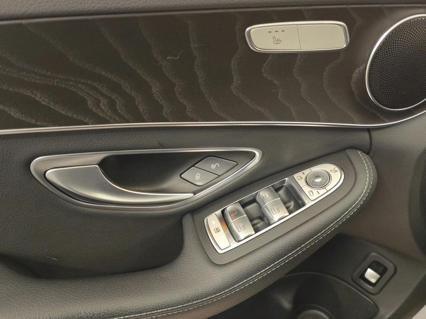 MERCEDES-BENZ C 2017