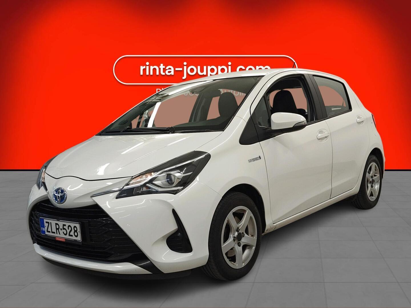 TOYOTA Yaris 2017