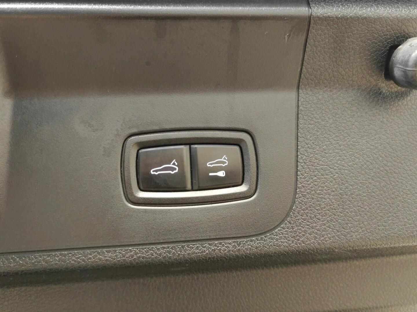 PORSCHE Panamera 2018