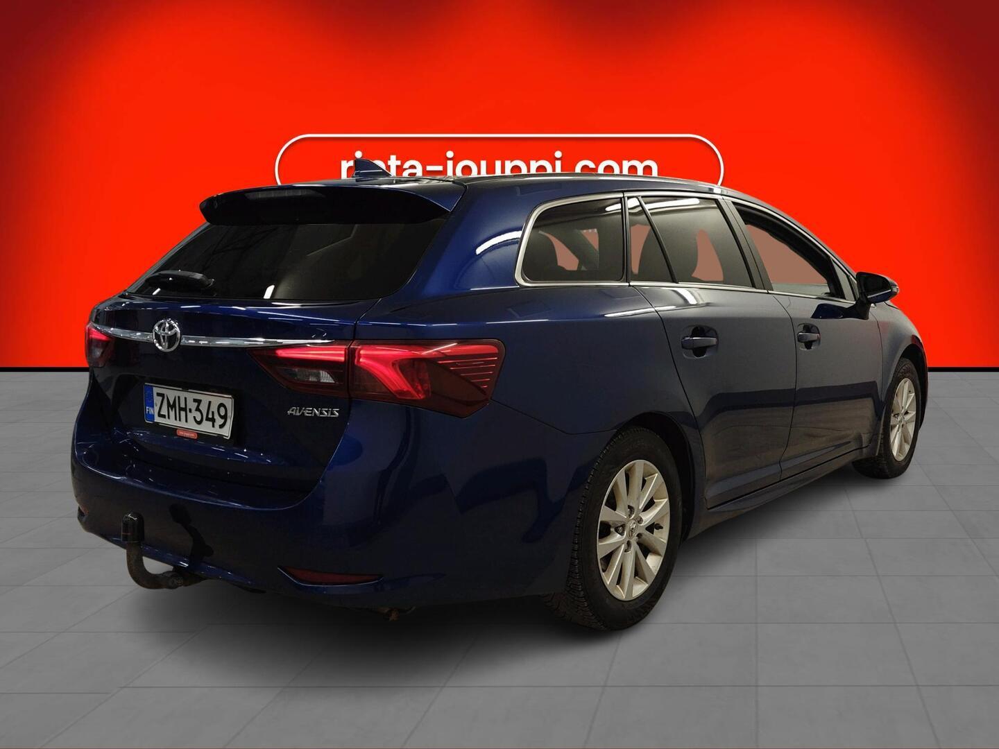 TOYOTA AVENSIS 2018
