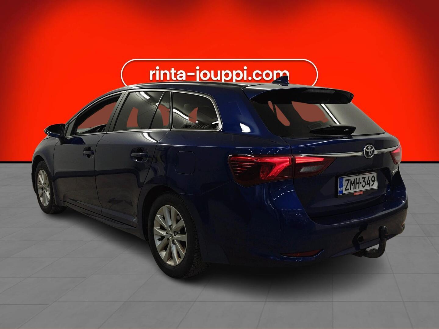 TOYOTA AVENSIS 2018