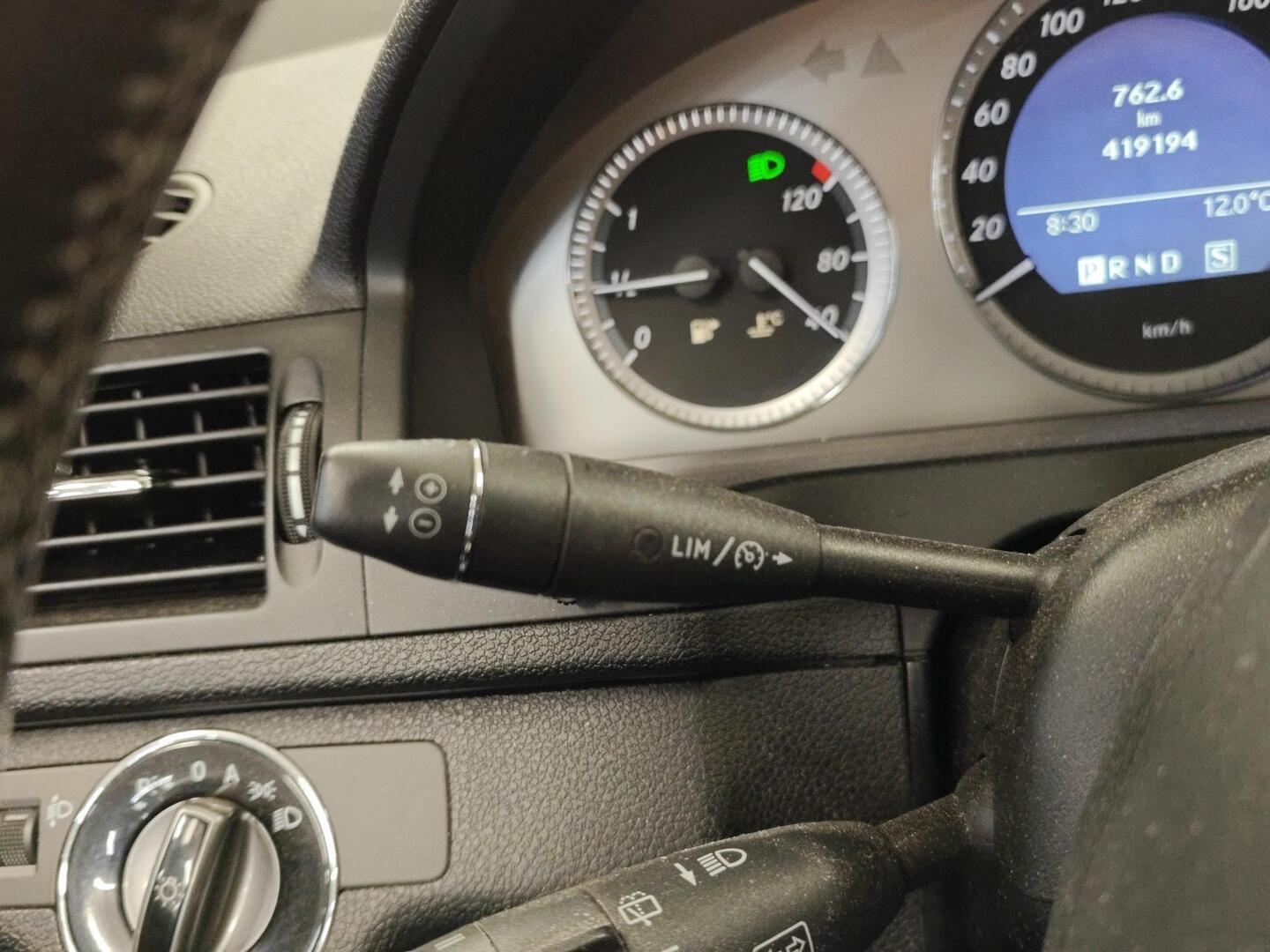 MERCEDES-BENZ C 2009