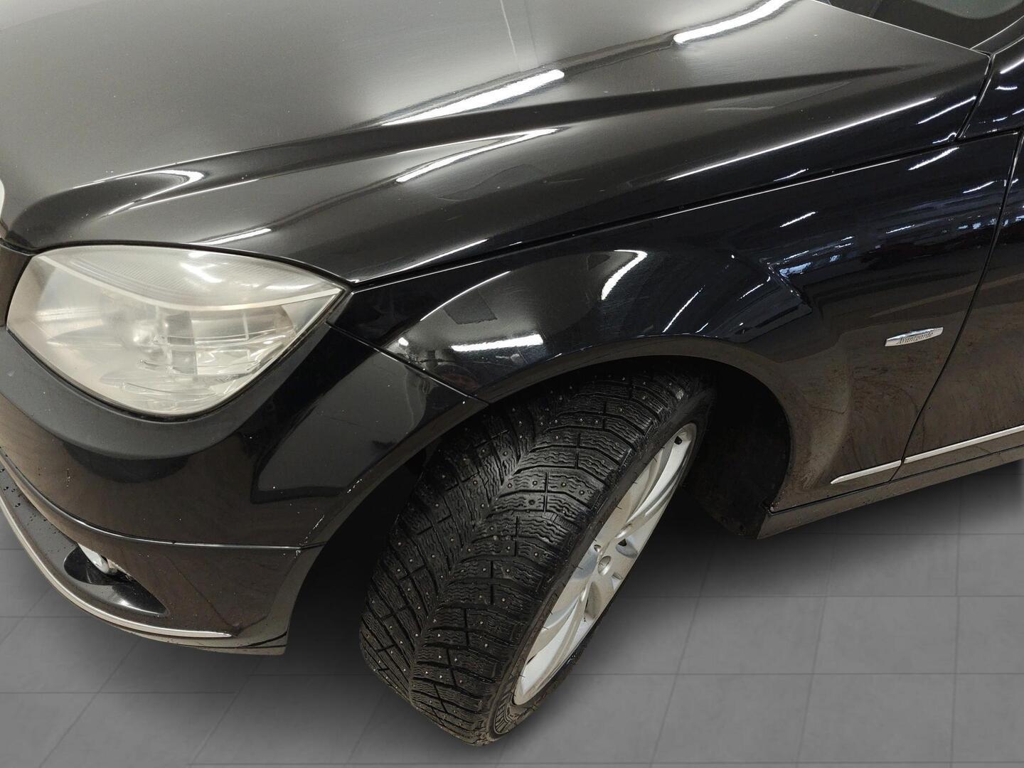 MERCEDES-BENZ C 2009