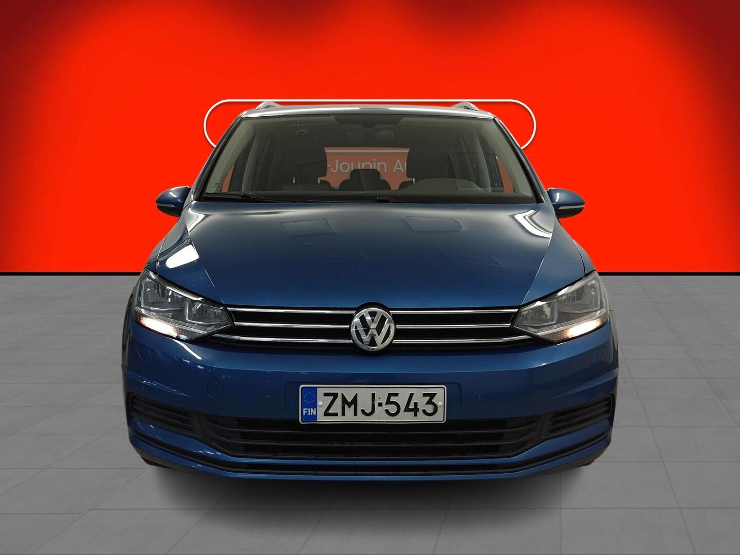VOLKSWAGEN Touran 2018