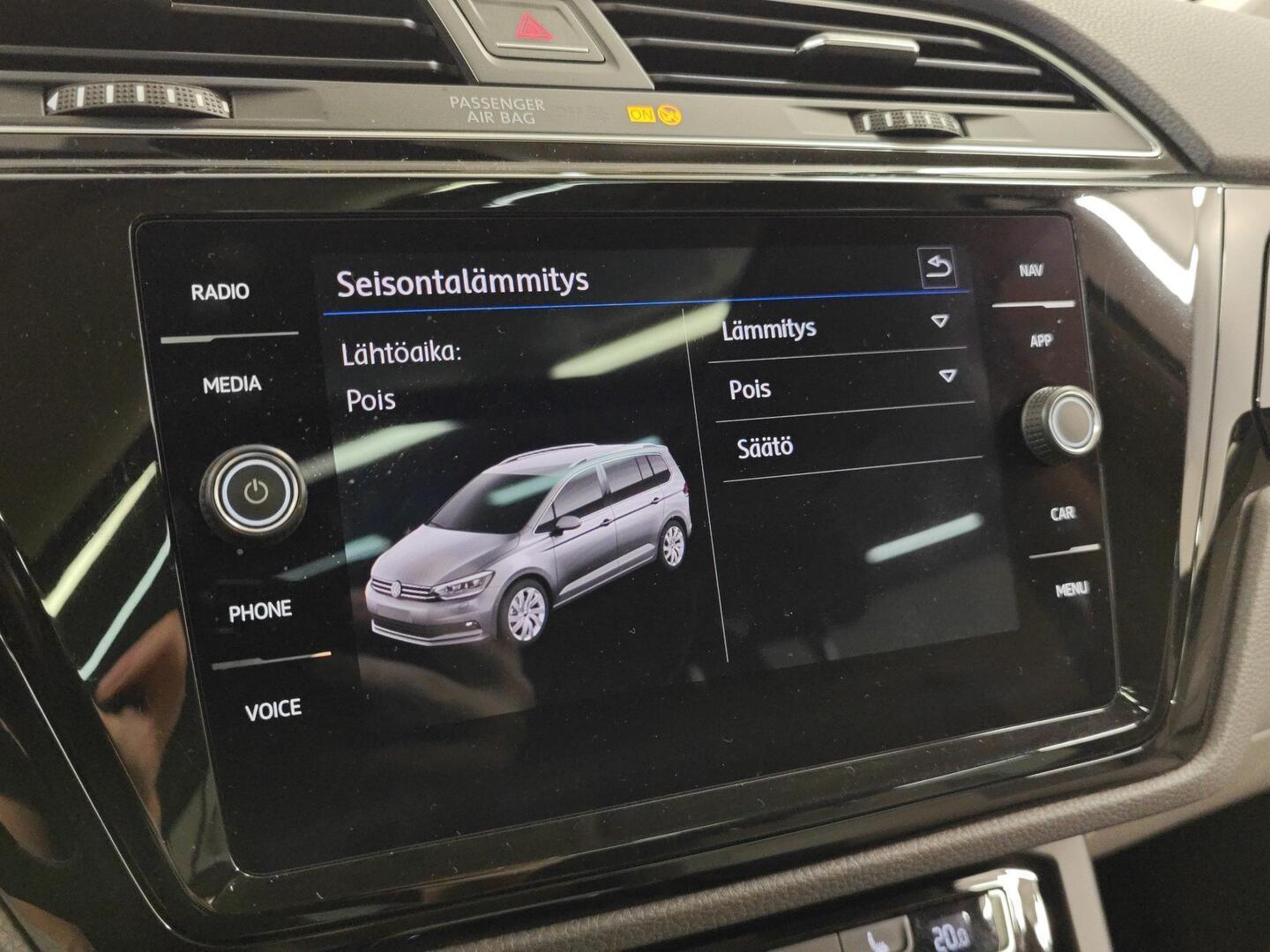 VOLKSWAGEN Touran 2018