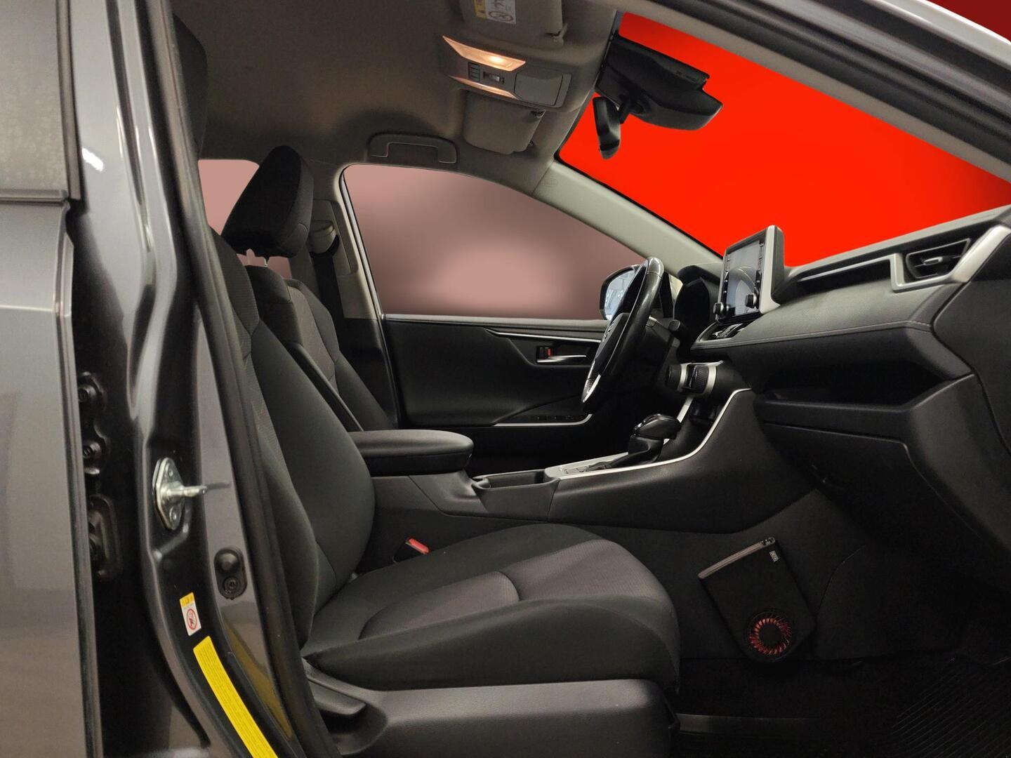 TOYOTA RAV4 2019