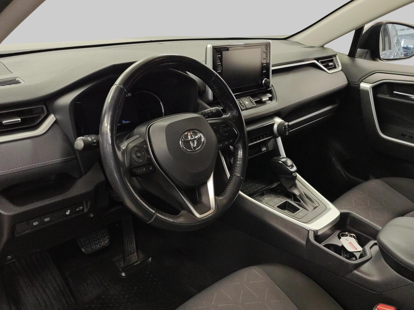 TOYOTA RAV4 2019