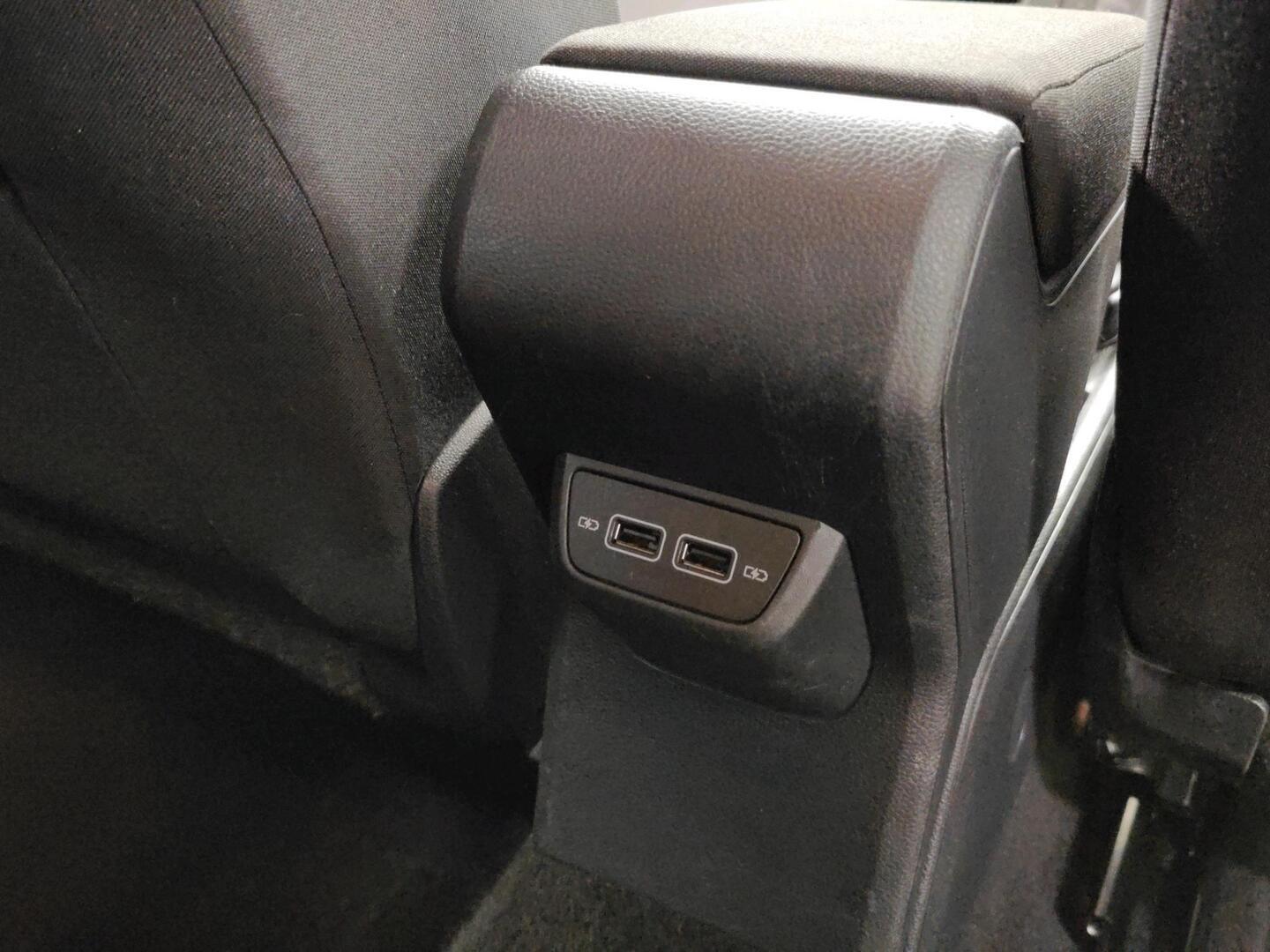 VOLKSWAGEN Polo 2018