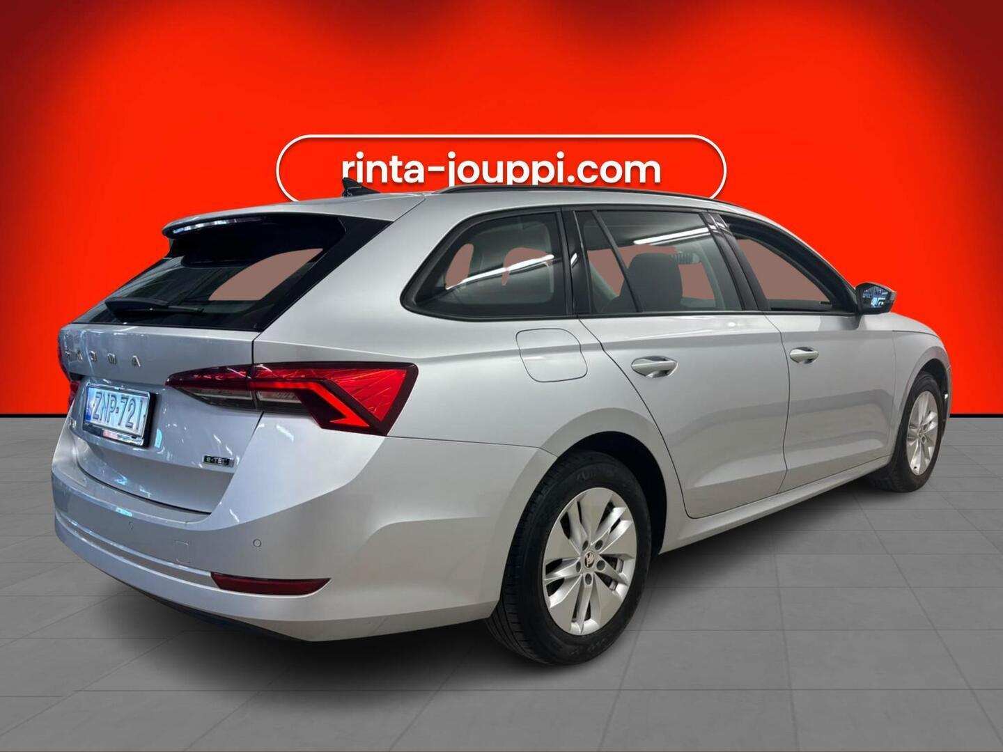 SKODA Octavia 2021