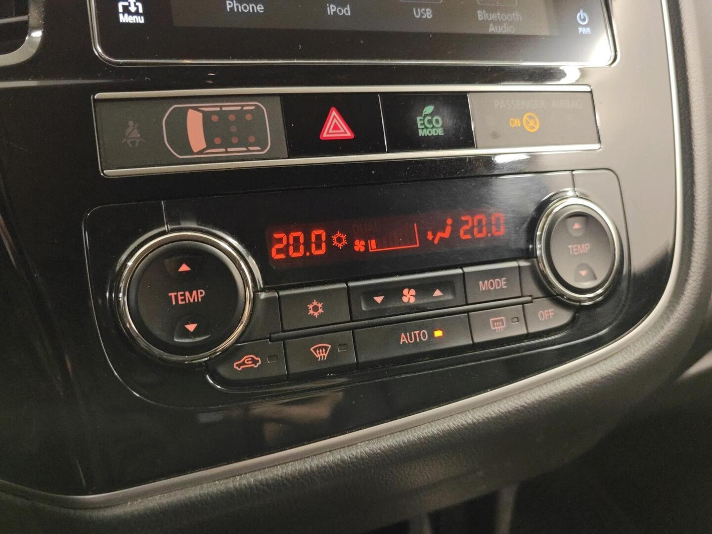 MITSUBISHI Outlander PHEV 2019