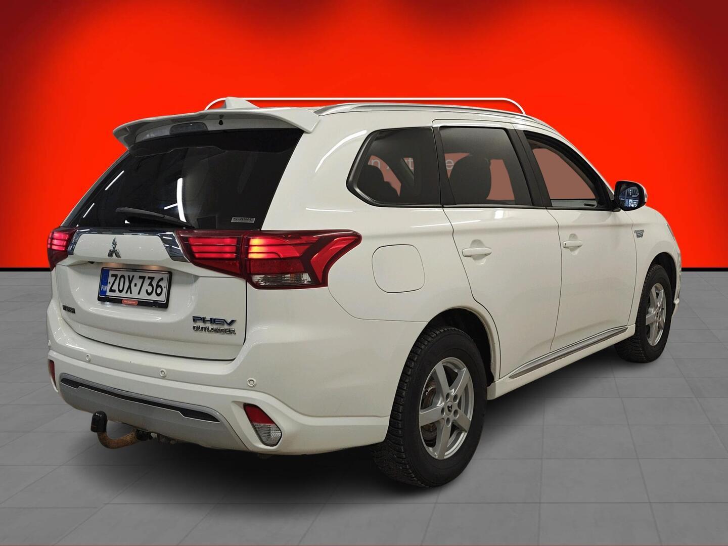 MITSUBISHI Outlander PHEV 2019