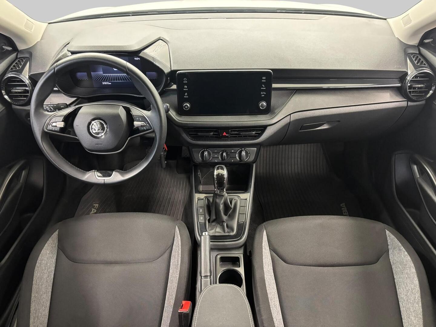 SKODA FABIA 2025