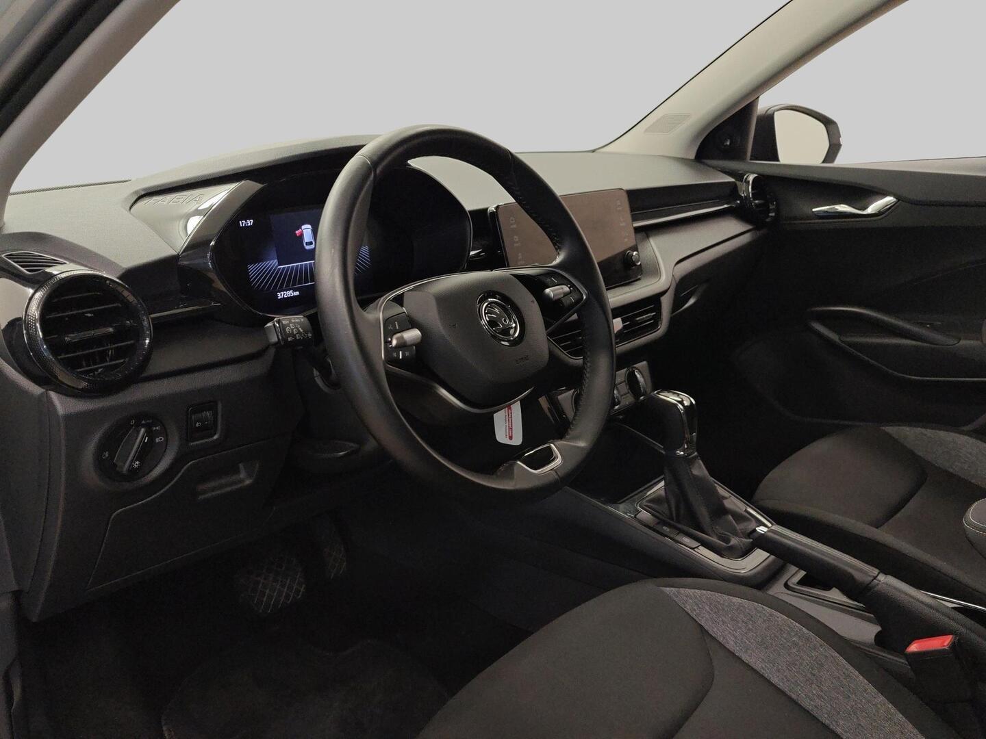 SKODA FABIA 2025