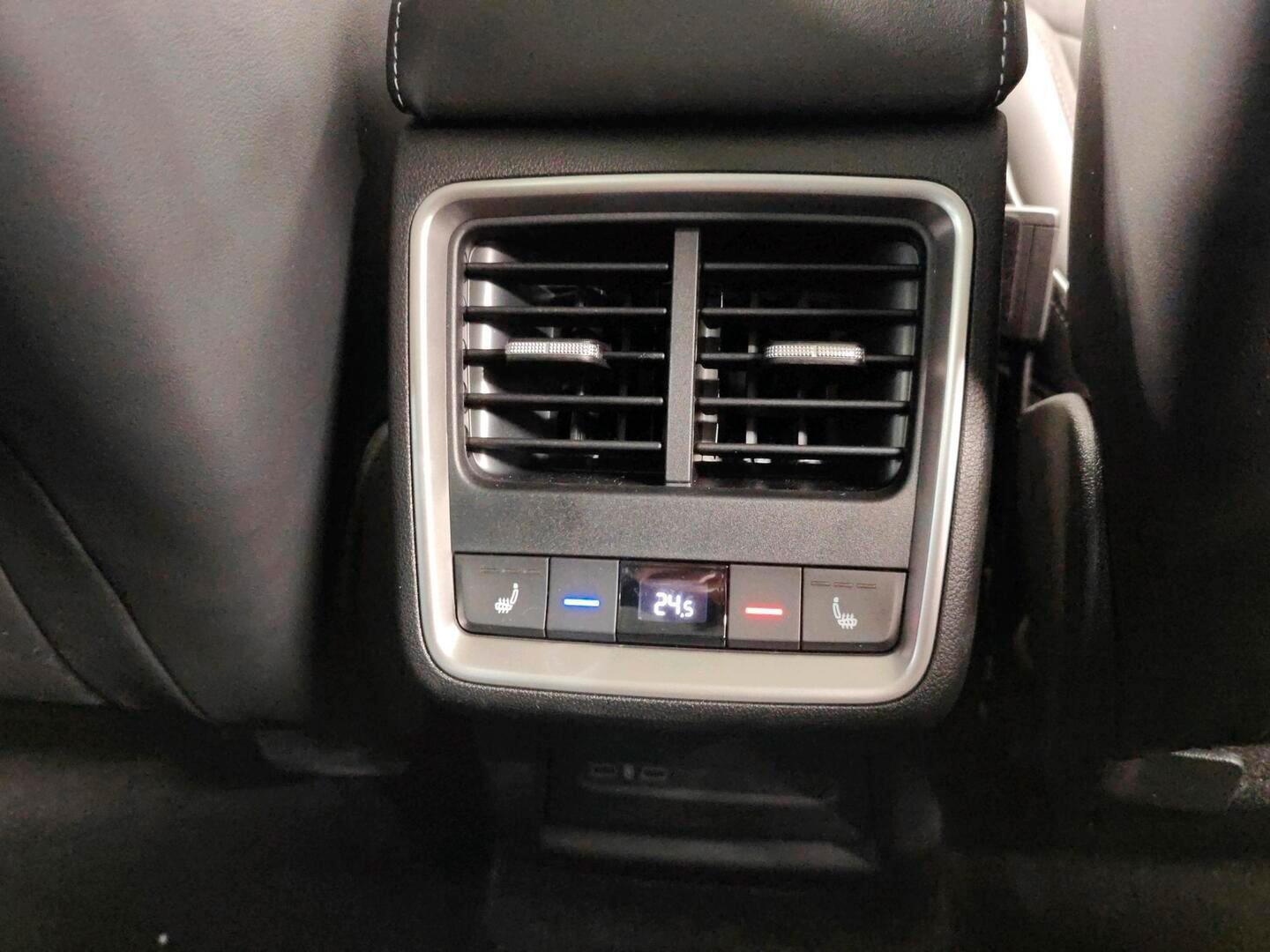 SKODA Enyaq 2026