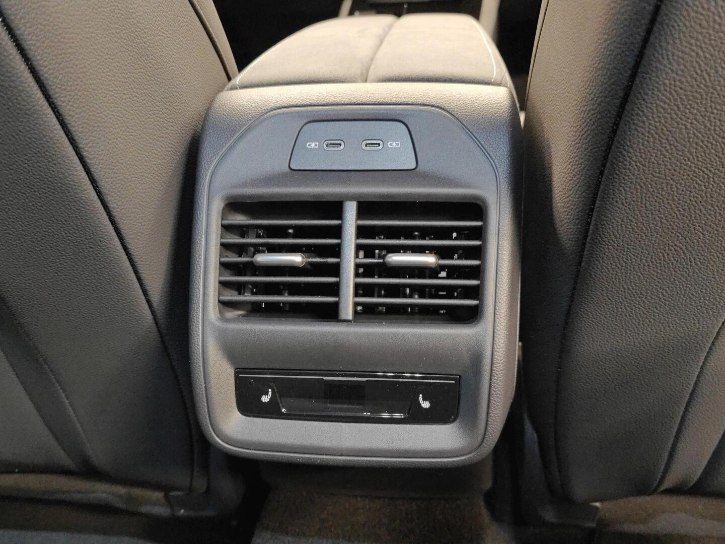 SKODA Superb 2026