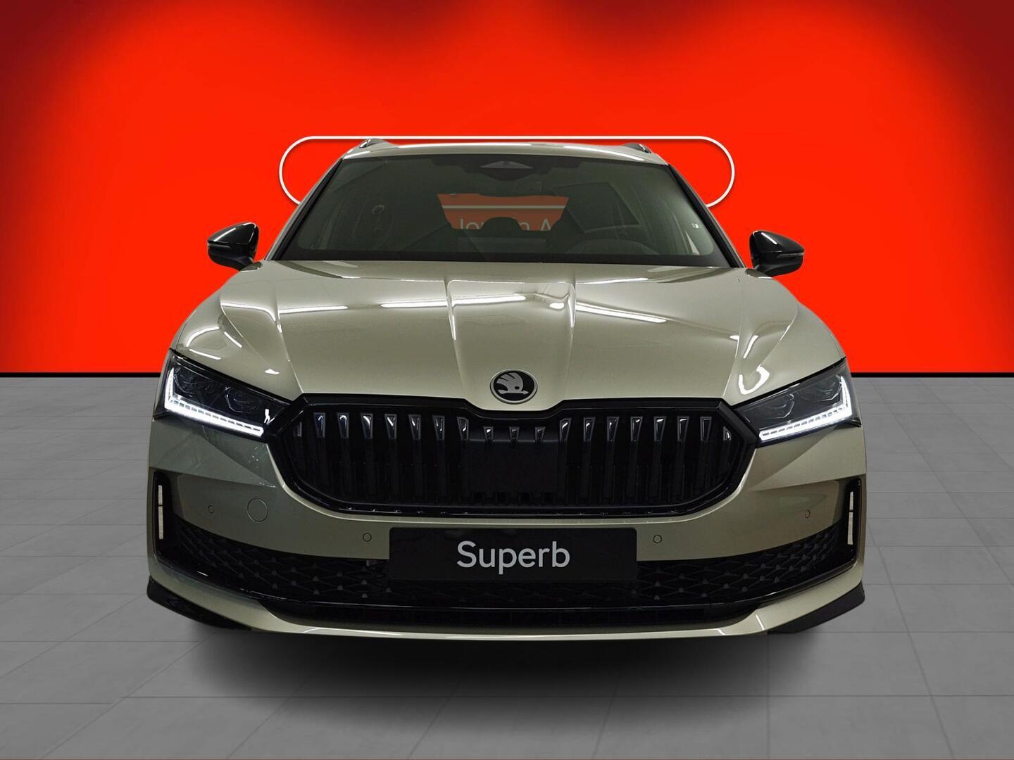 SKODA Superb 2026