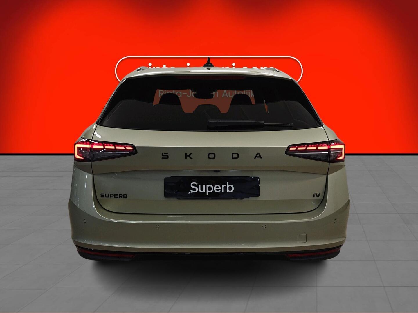 SKODA Superb 2026