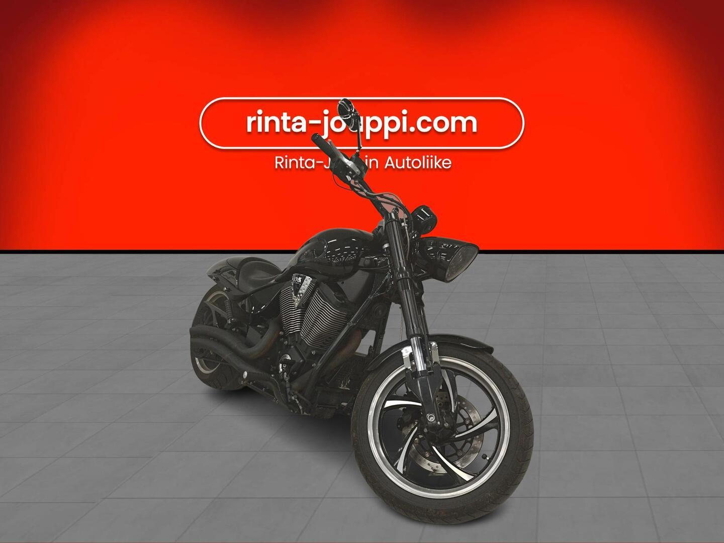 VICTORY HAMMER 8 Ball 2011