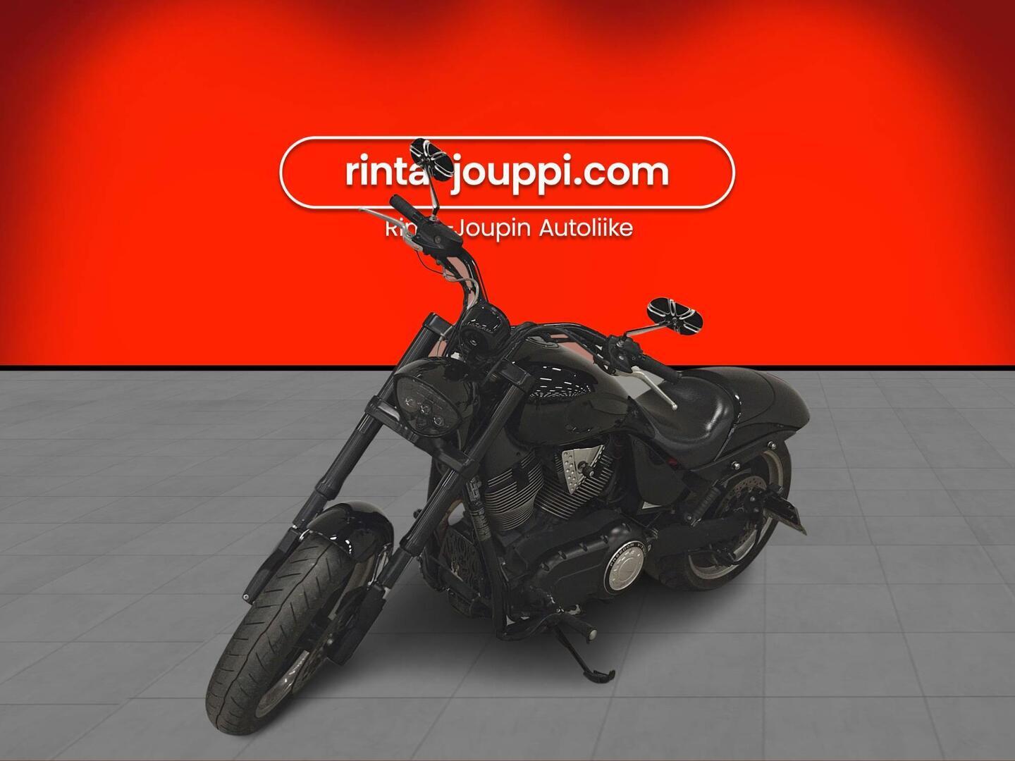 VICTORY HAMMER 8 Ball 2011