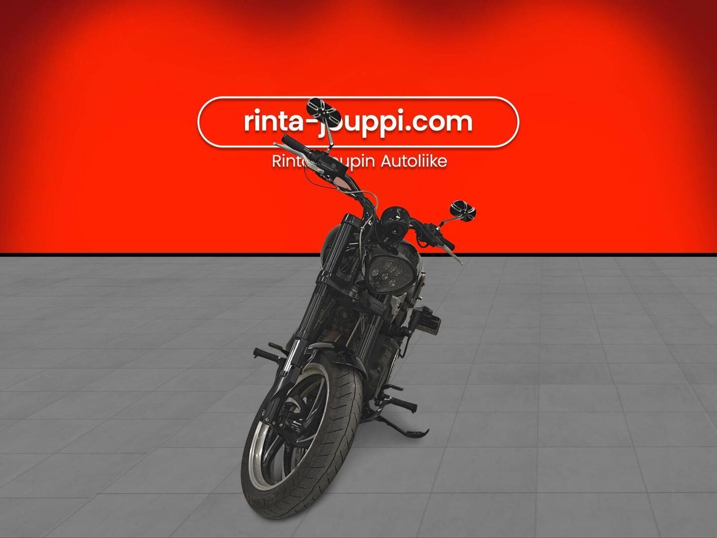 VICTORY HAMMER 8 Ball 2011