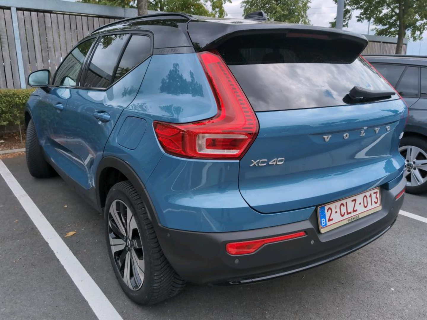 VOLVO XC40 2023