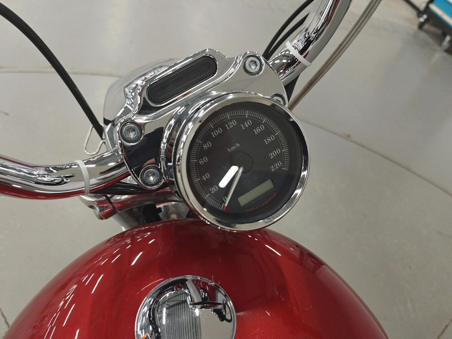 HARLEY-DAVIDSON Sportster 2013