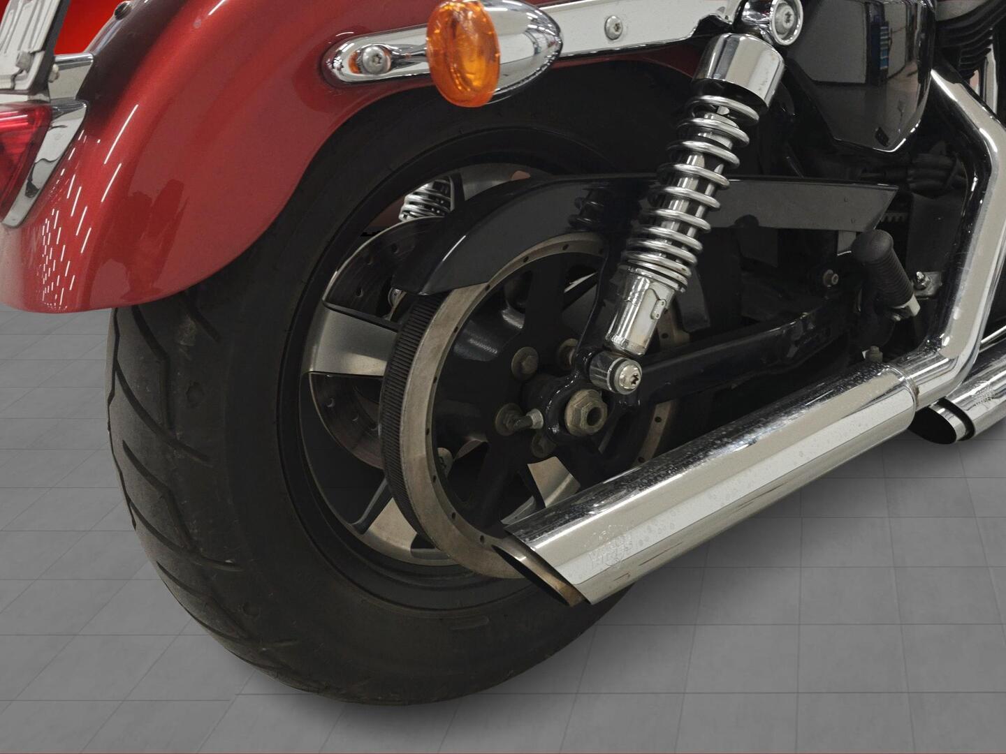 HARLEY-DAVIDSON Sportster 2013