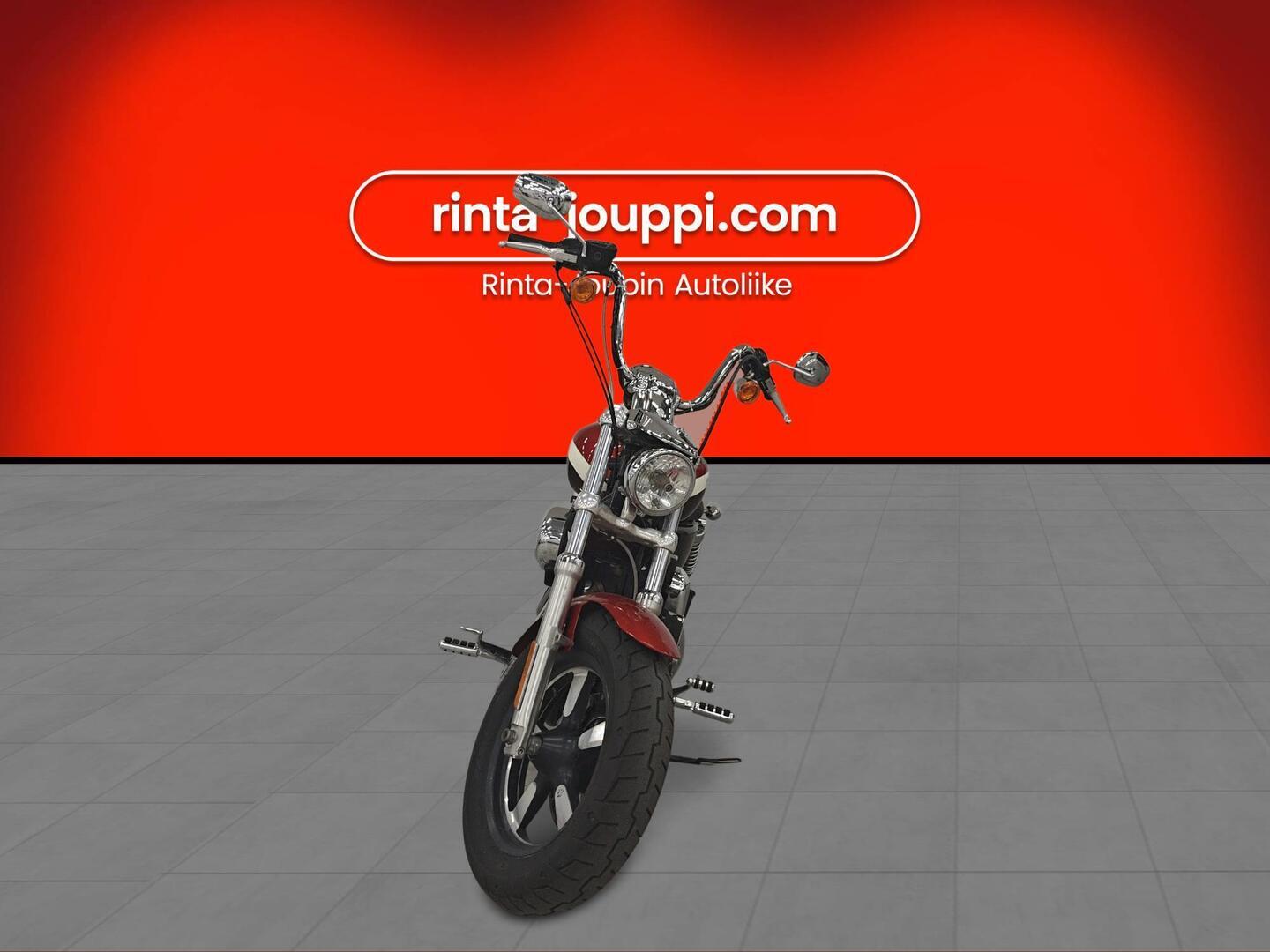 HARLEY-DAVIDSON Sportster 2013
