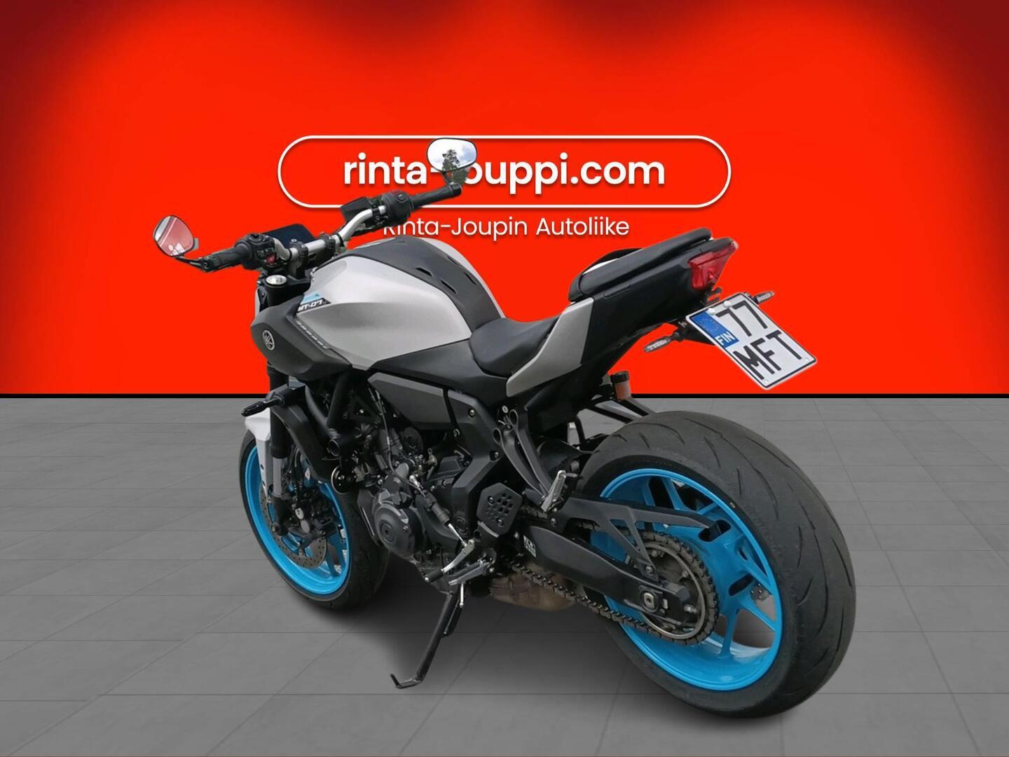 YAMAHA MT-07 2025