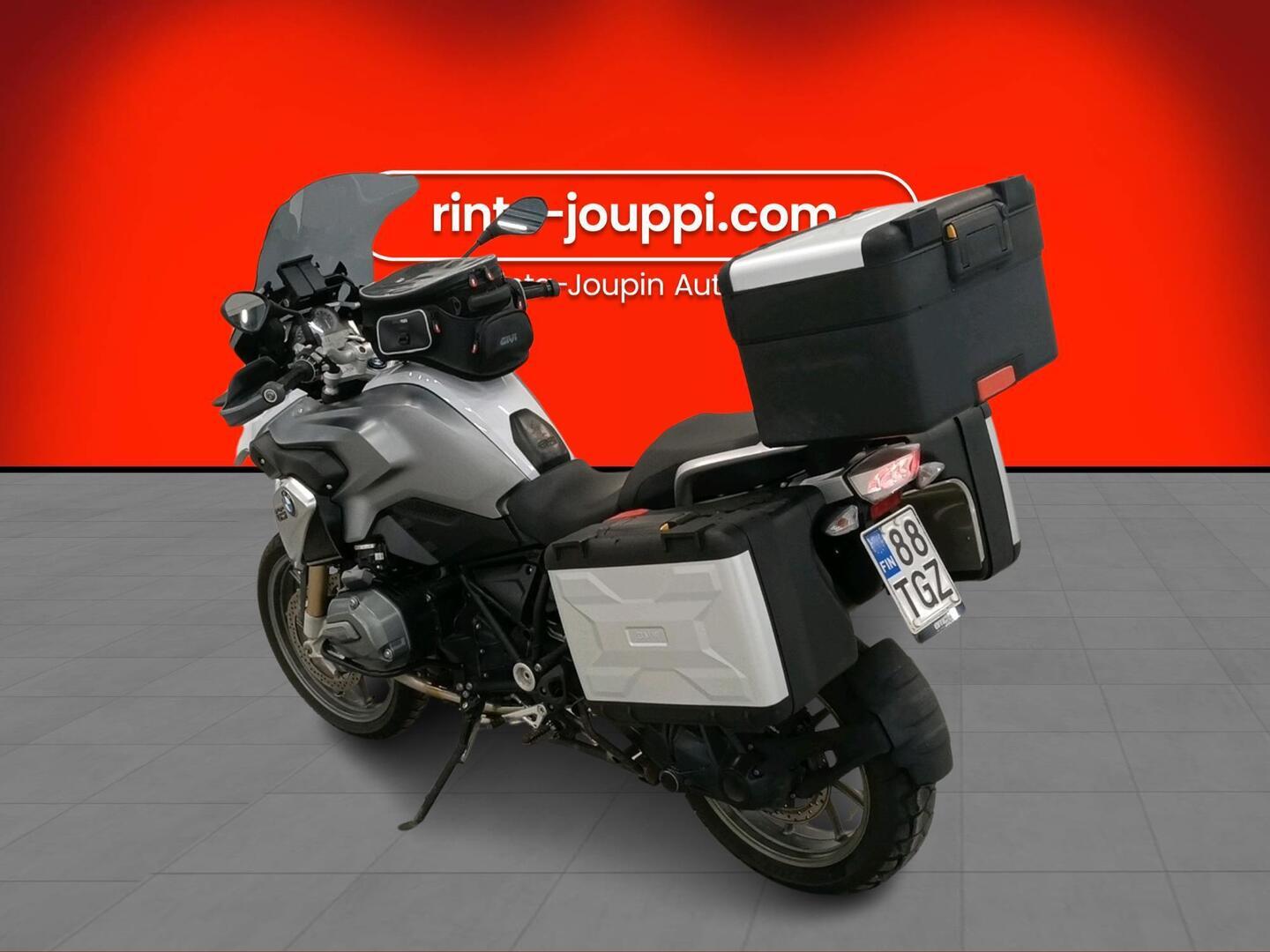 BMW R 2016
