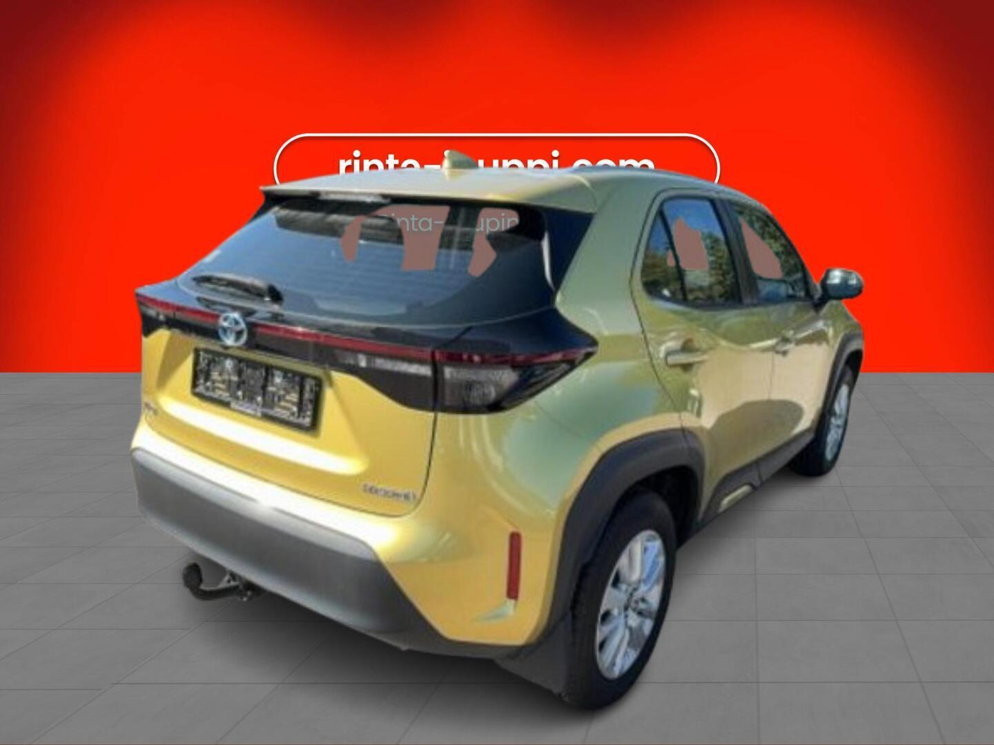 TOYOTA YARIS CROSS 2023