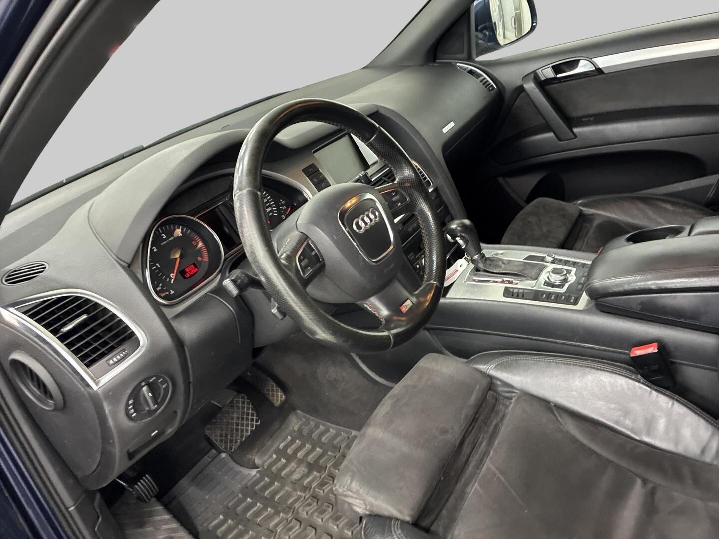 AUDI Q7 2008