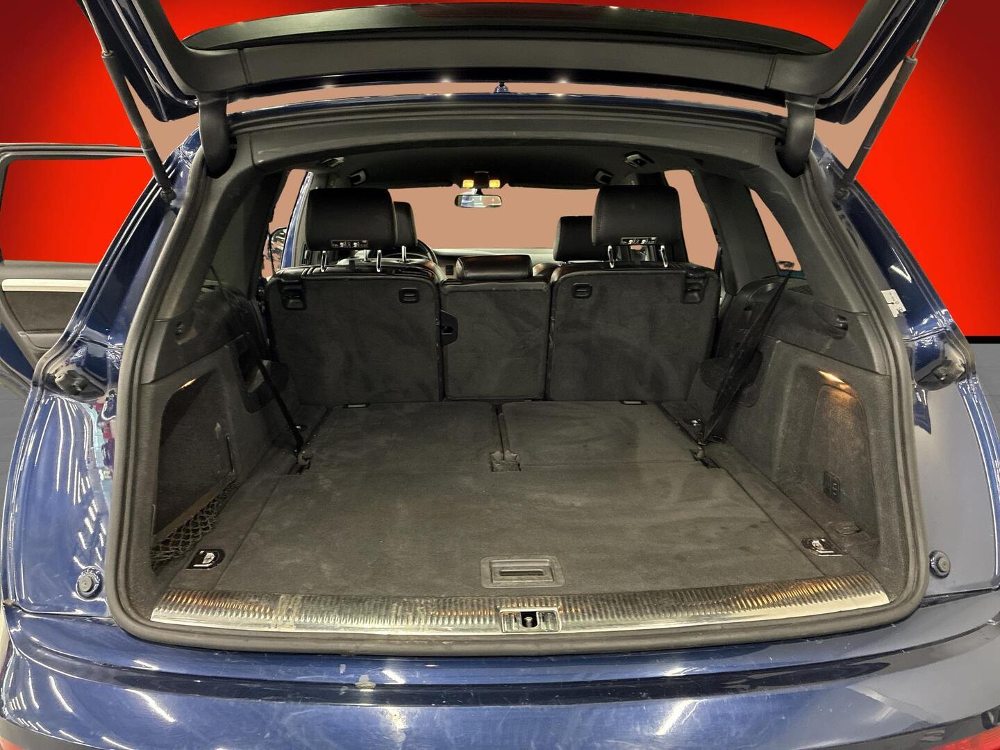 AUDI Q7 2008