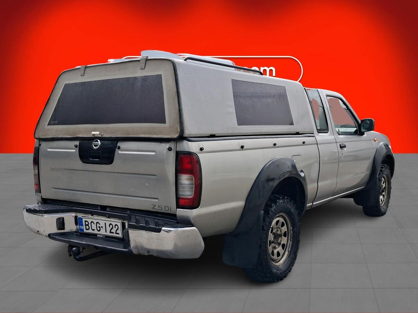 NISSAN KING CAB 2005