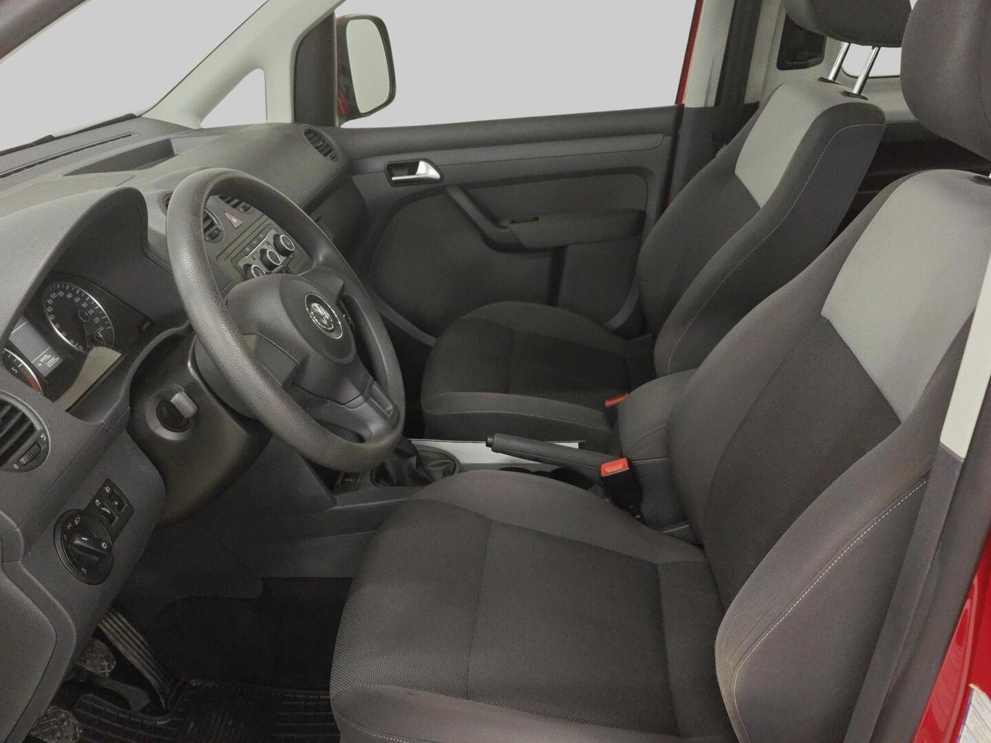 VOLKSWAGEN Caddy 2012