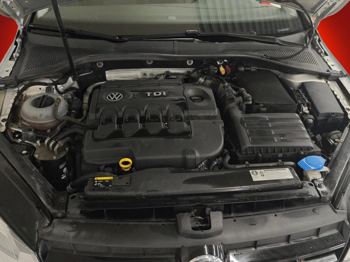 VOLKSWAGEN Golf 2015