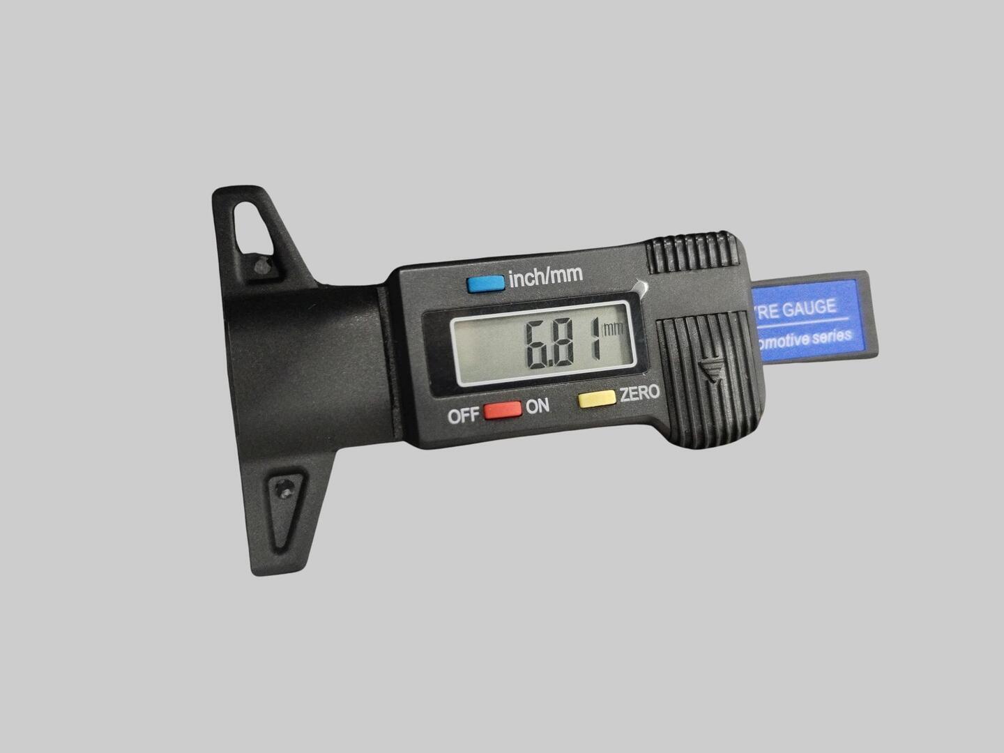 MERCEDES-BENZ C 2016