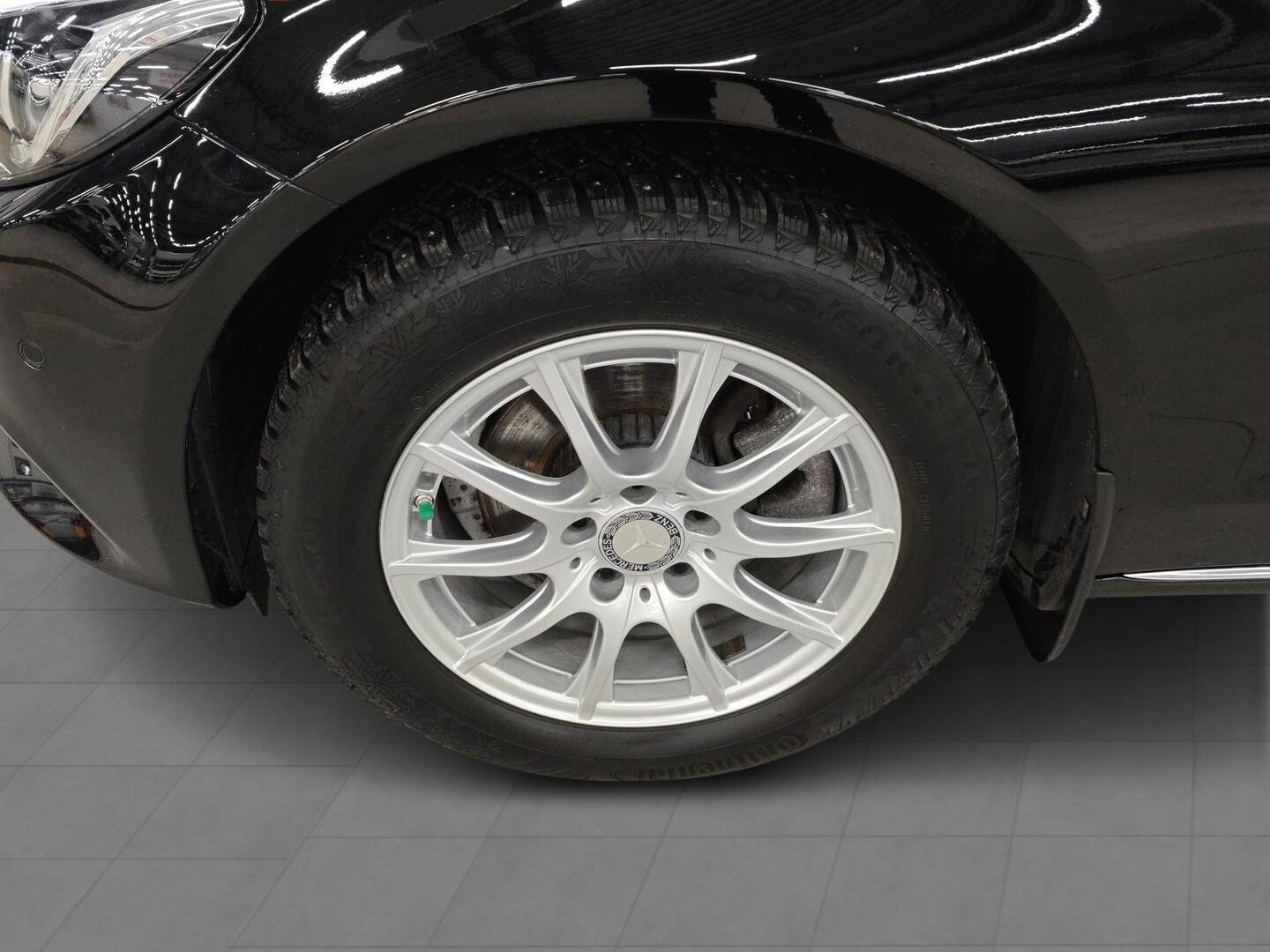 MERCEDES-BENZ C 2016