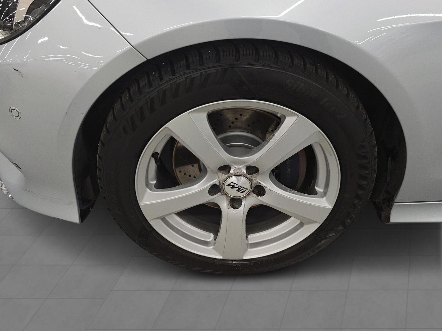 MERCEDES-BENZ E 2013