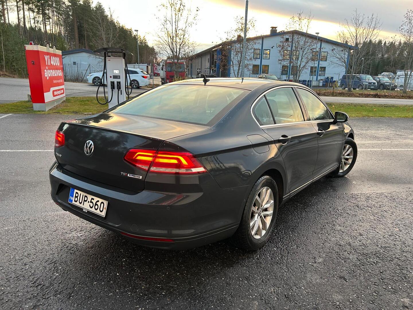 VOLKSWAGEN Passat 2017