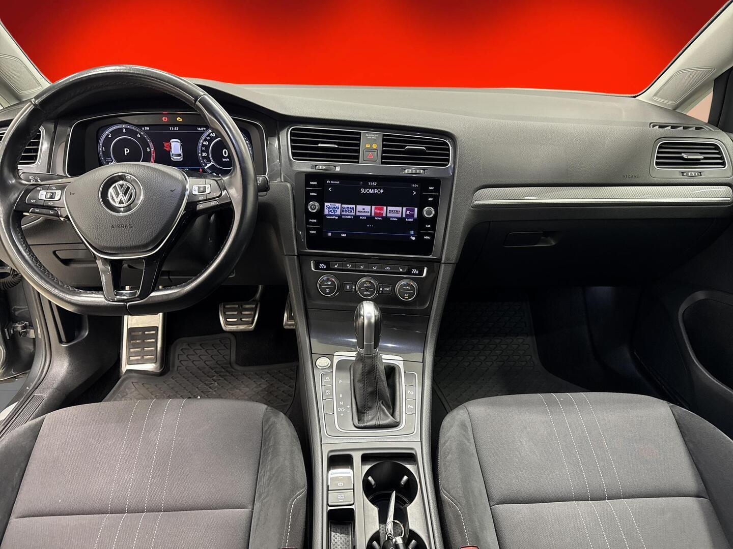 VOLKSWAGEN Golf 2019