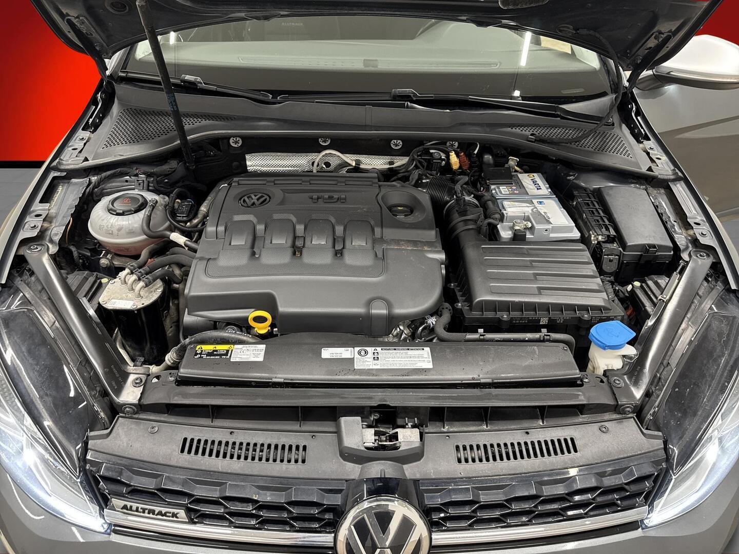 VOLKSWAGEN Golf 2019