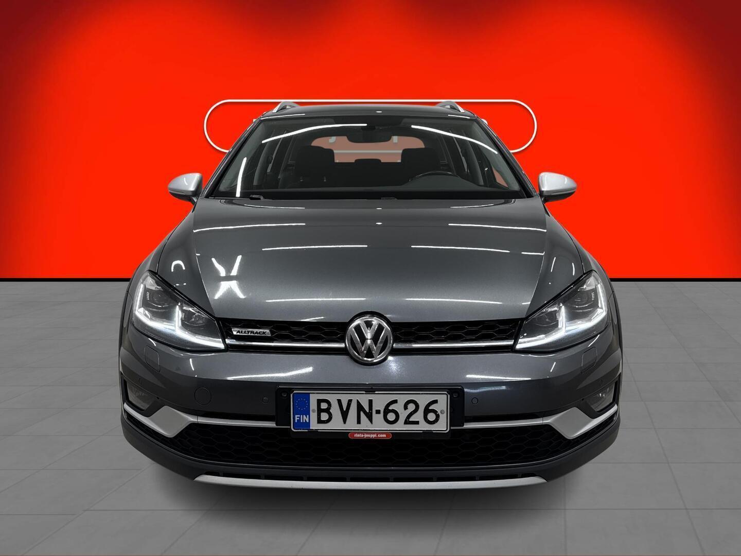 VOLKSWAGEN Golf 2019